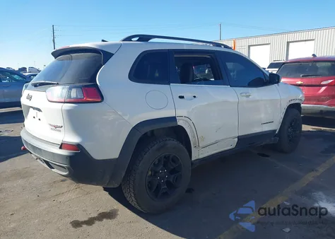2019 Jeep Cherokee Trailhawk 4X4 из США, поврежденный, VIN 1C4PJMBN8KD376002